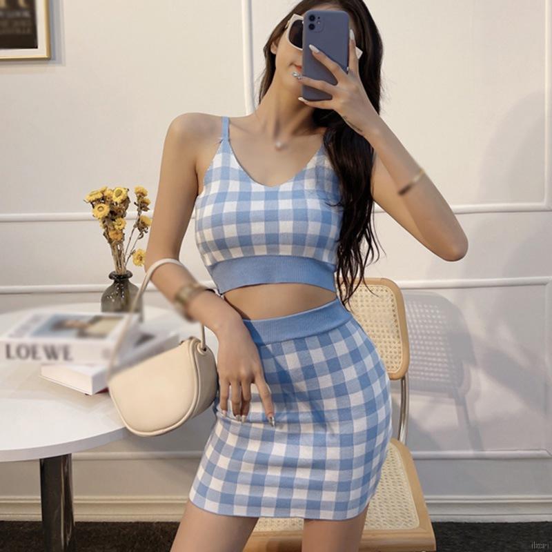 Bộ Áo Dệt Kim Cổ Chữ V + Chân Váy Ca Rô Xinh Xắn Dành Cho Nữ