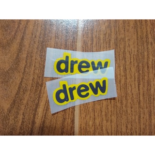 Hình ủi chuyên nhiệt chữ Drew vàng