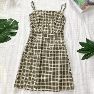 Đầm Dây Nữ Ca Rô Lưng Trần Quyến Rũ