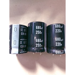 Tụ lọc nguồn 220v-820uf