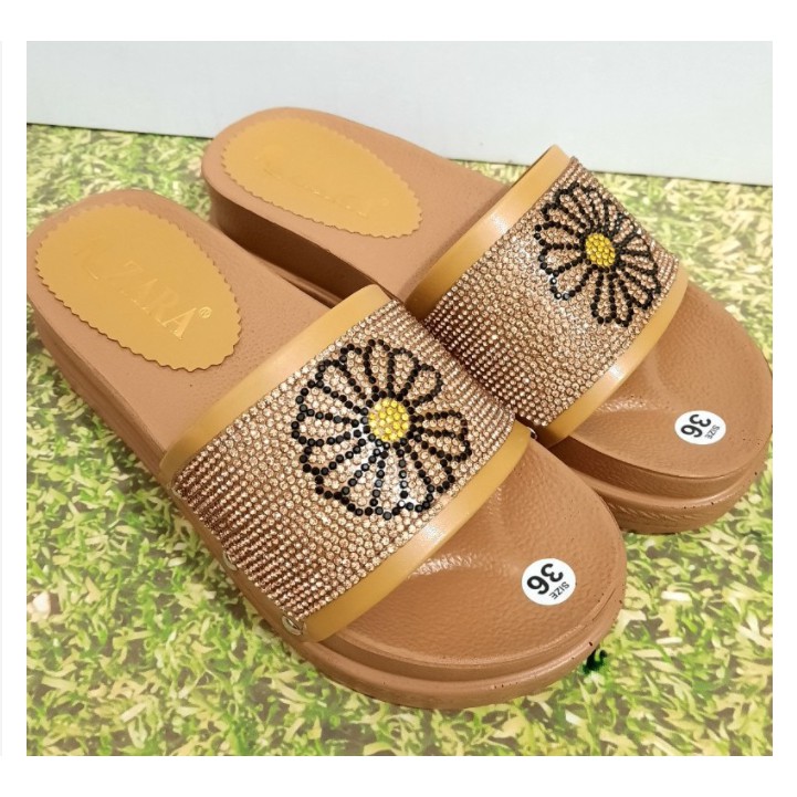 DÉP ĐẾ BÁNH MÌ ĐÍNH KIM TUYẾN NỮ 4.5CM (TĂNG 1 SIZE)