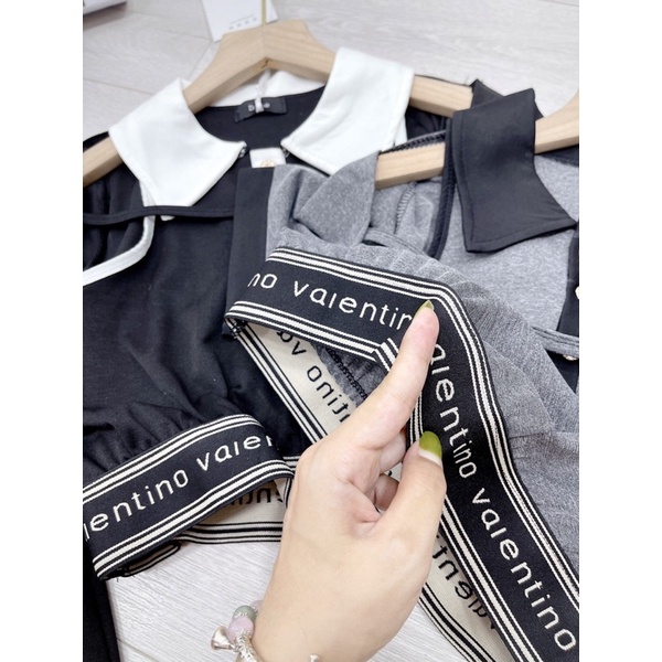 Bộ thể thao croptop bo viền sịn đét