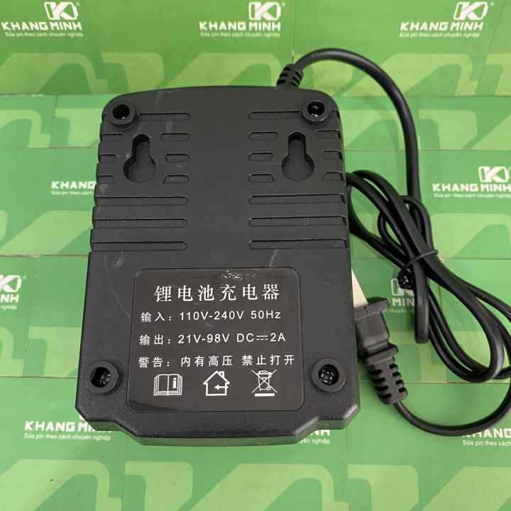 Sạc đế 21V, dùng cho pin makita 5S 18V, loại mạch adaptor.