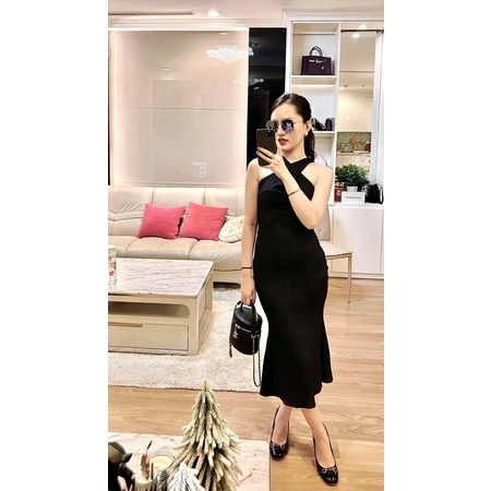 Đầm cổ yếm Flane