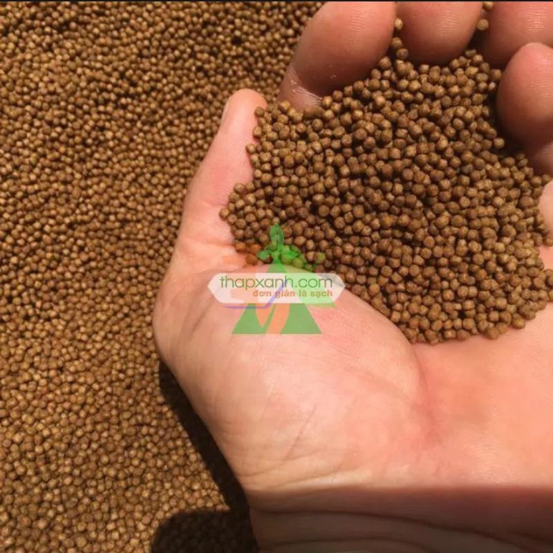 Thức ăn cho cá lia thia,7 màu,.. 50g