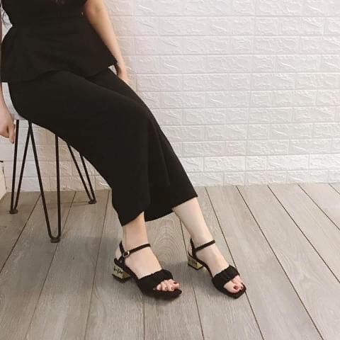 Giày sandal phối quai nhúm gót 5p sẵn 3 màu sang chảnh