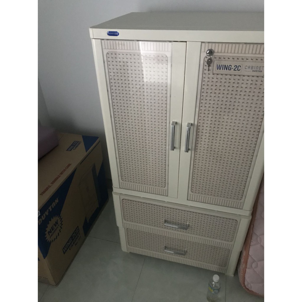 Tủ Nhựa Treo Quần Áo Duy Tân WING-2C-2N 70 X 50 X 135 Cm -TẶNG KÈM 1 GIÁ GỖ ĐỌC SÁCH, IPAD