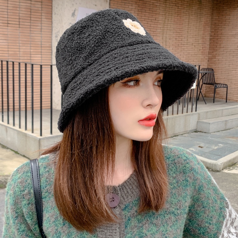 Korean retro style winter warm fur hat for women