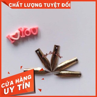 1 ngòi bút máy vàng anh