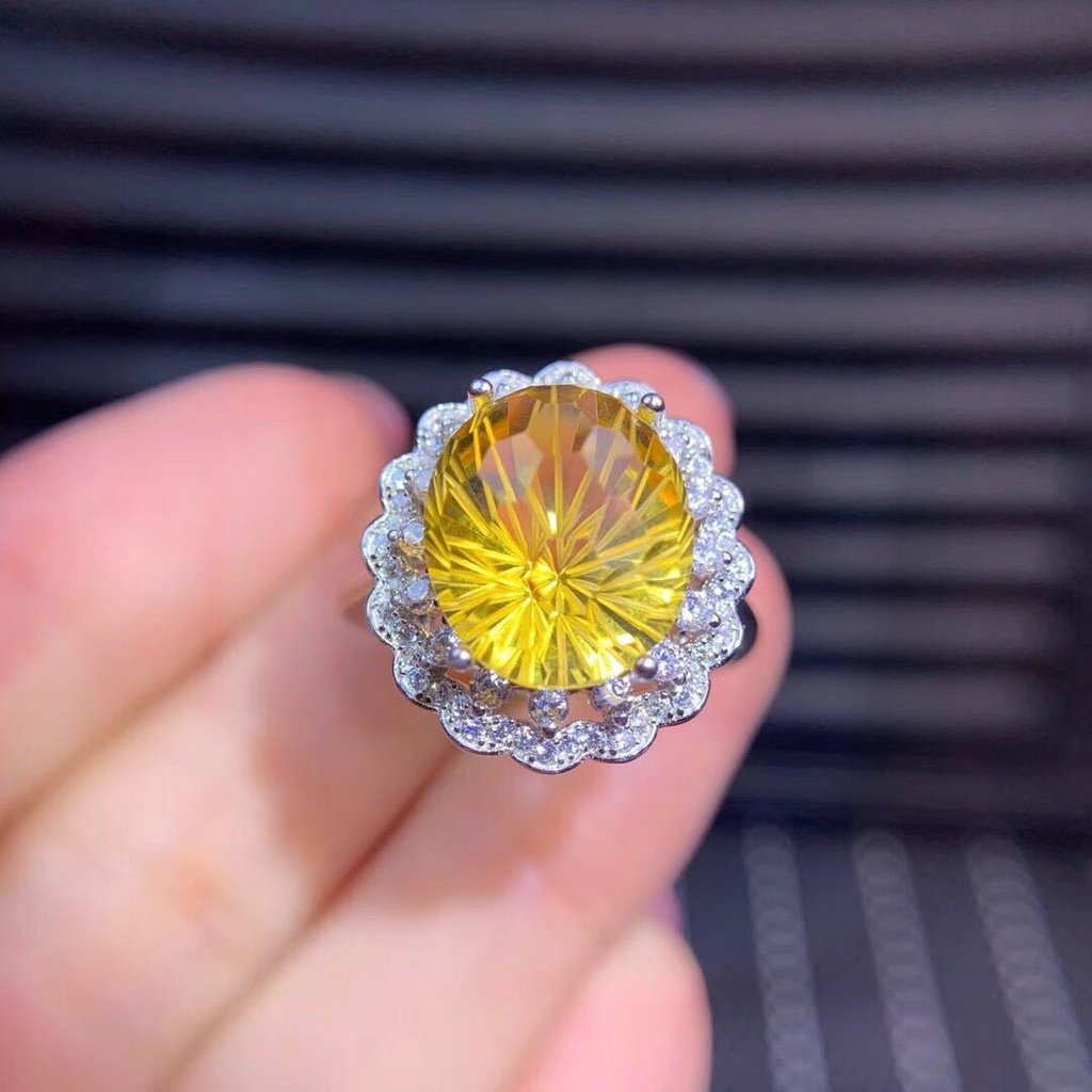 Women's Adjustable Ring with Yellow Zircon
