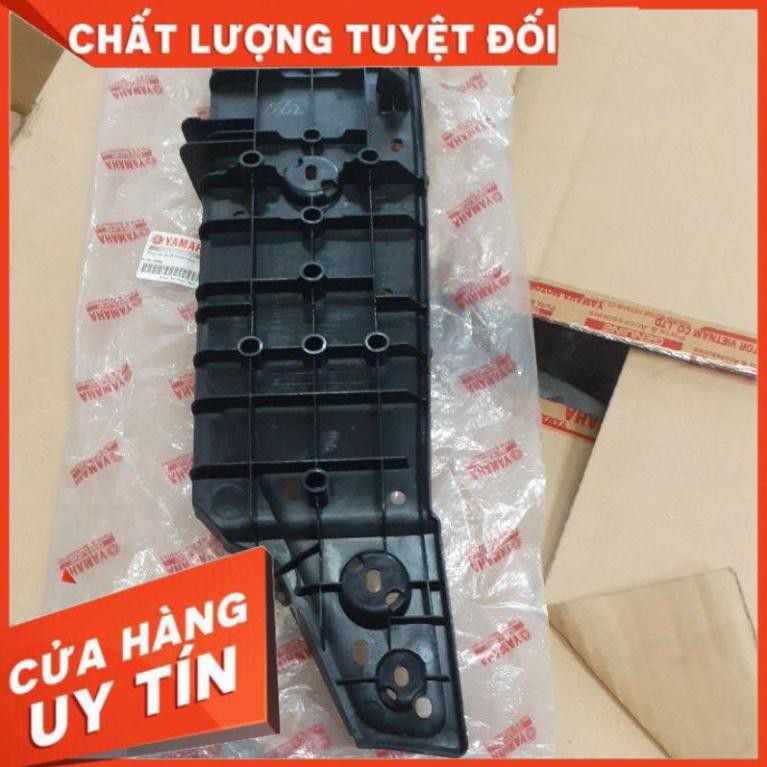 Giá để chân Nouvo 6