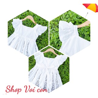 Váy trắng thêu ren