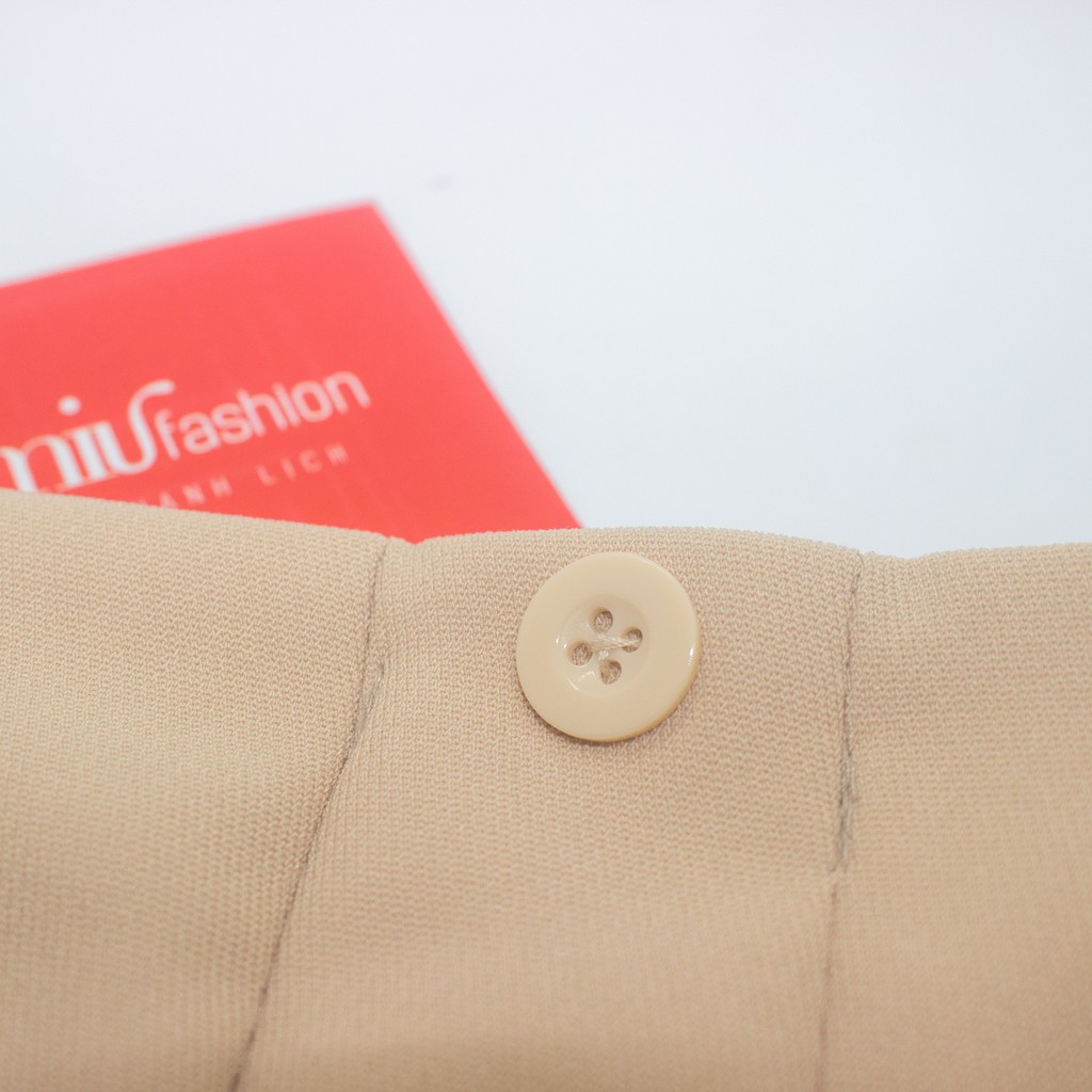 Chân váy nữ DOMIU công sở dài xếp ly phối cúc CV01