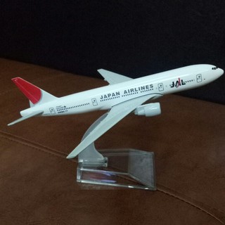 MÔ HÌNH MÁY BAY TĨNH B777 JAPAN AIRLINES 16CM