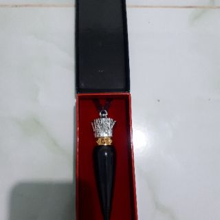 Son lì Christian Louboutin