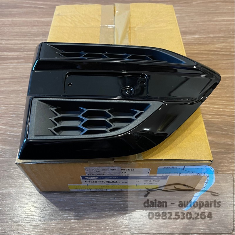 Ốp mang cá Ford Ranger Wildtrak 2015 2017 - EB3B16G001BD5EMZ - EB3B16G001BD5EMZ