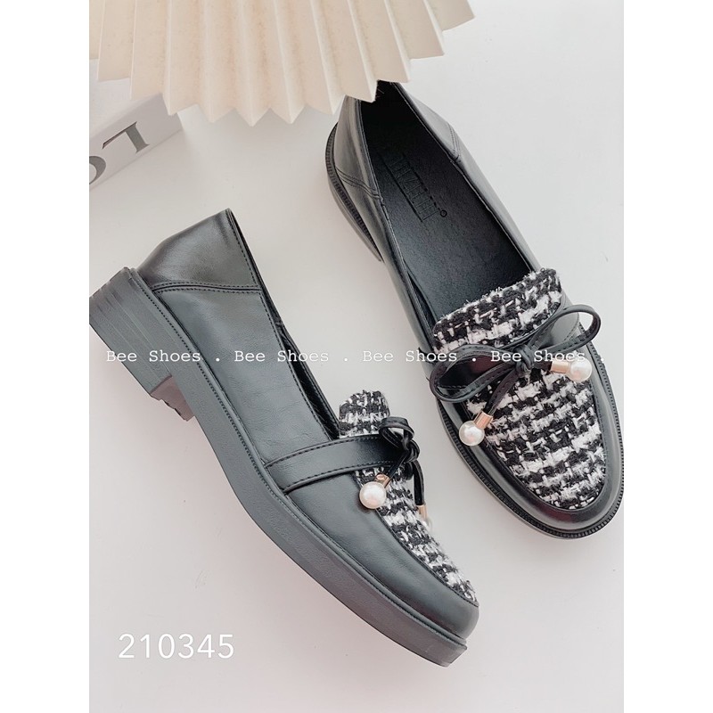 BEESHOES - GIÀY BÚP BÊ NỮ MŨI TRÒN DẠ NƠ - GIÀY BÚP BÊ NỮ MŨI TRÒN ĐẾ VUÔNG CAO 2 PHÂN SẴN MÀU ĐEN - KEM 210345