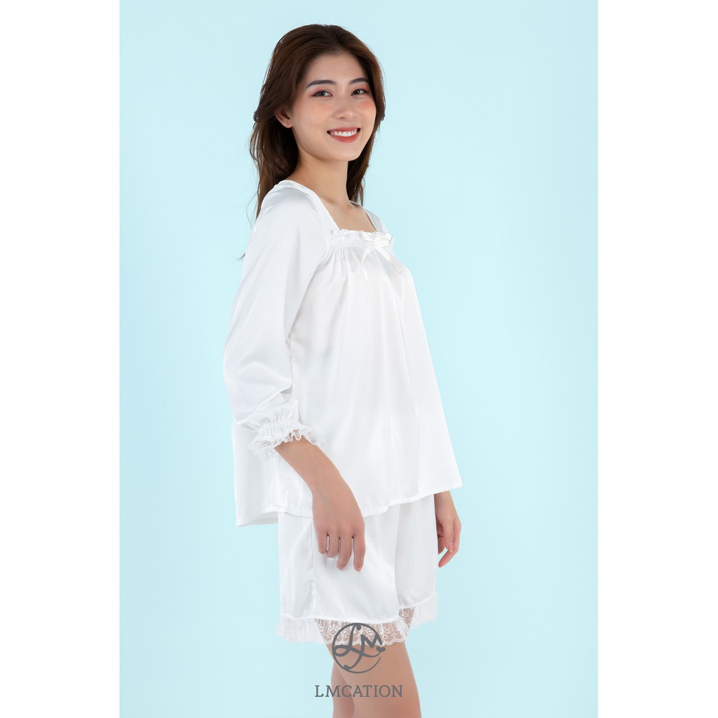 Đồ Bộ Mặc Nhà LMcation Queen - Áo Tay Lửng &amp; Quần Đùi Ren - Trắng