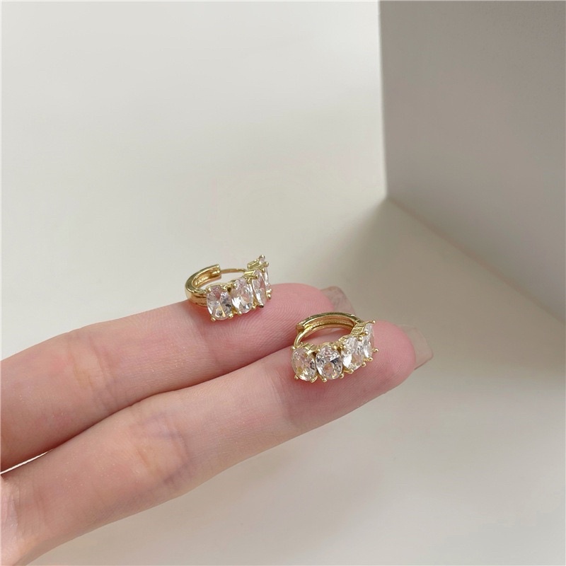 Bông tai tròn nhỏ basic đính đá xinh xắn phong cách vintage cho nữ, khuyên tai tròn basic BT11