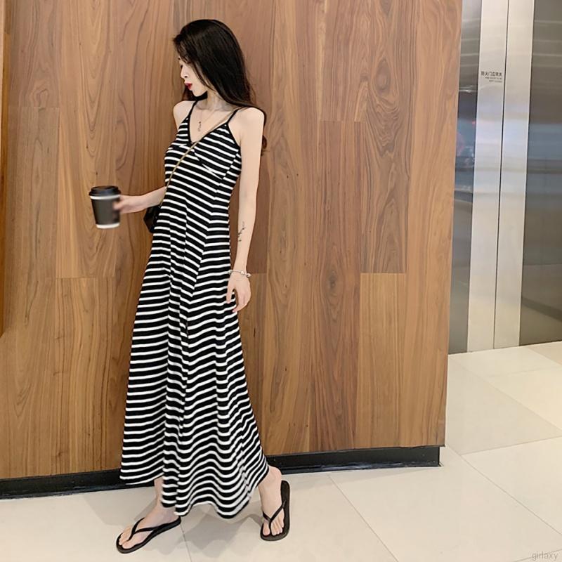 Đầm Hai Dây Xẻ Tà Phong Cách Hàn Quốc Thời Trang Quyến Rũ