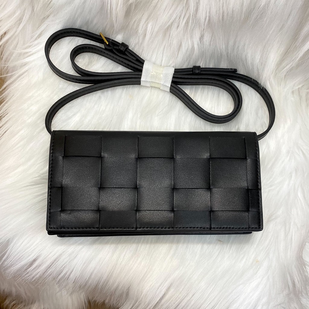 Túi CNK charles and keith