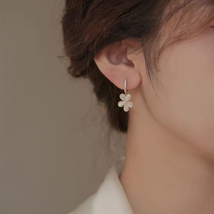 Bông Tai Hình Hoa Nhỏ Đính Đá Opal Cao Cấp 2022