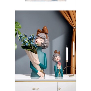 Bình hoa cô gái Sirley Asaka phong cách Bắc Âu sáng tạo