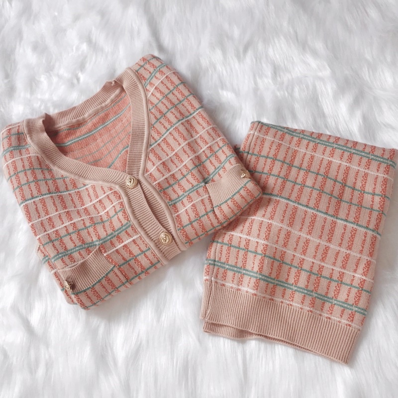 Set váy len nữ Julina kẻ hồng nữ tính set váy len phong cách Hàn Quốc set đồ thu đông sang chảnh đi chơi đi tiệc
