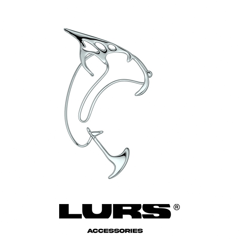 Khuyên Kẹp Vành Tai Bằng Kim Loại Hình Bướm Kiểu Dáng Mới