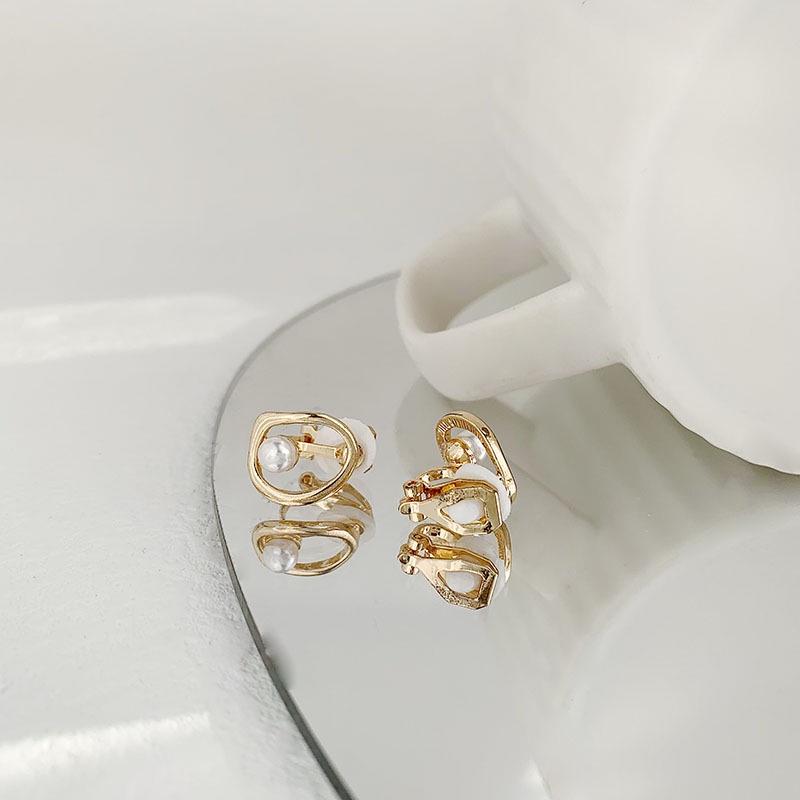 Khuyên tai kẹp không bấm lỗ chốt cố định K132 bằng hợp kim mạ vàng hình khối hạt trai dáng ngắn Leous Accessories