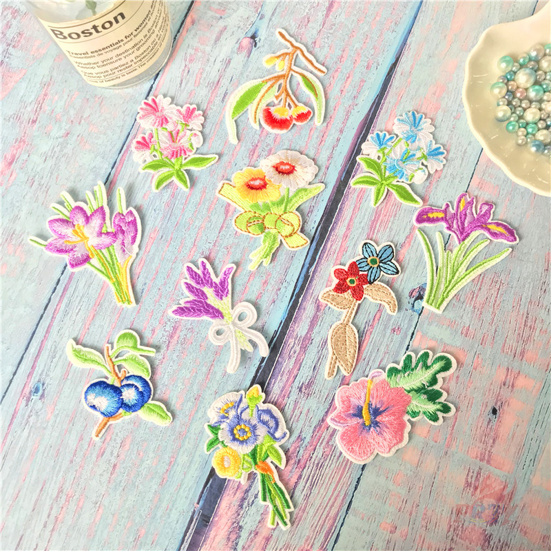 Miếng vá ủi quần áo hình hoa nở seri 02 xinh xắn