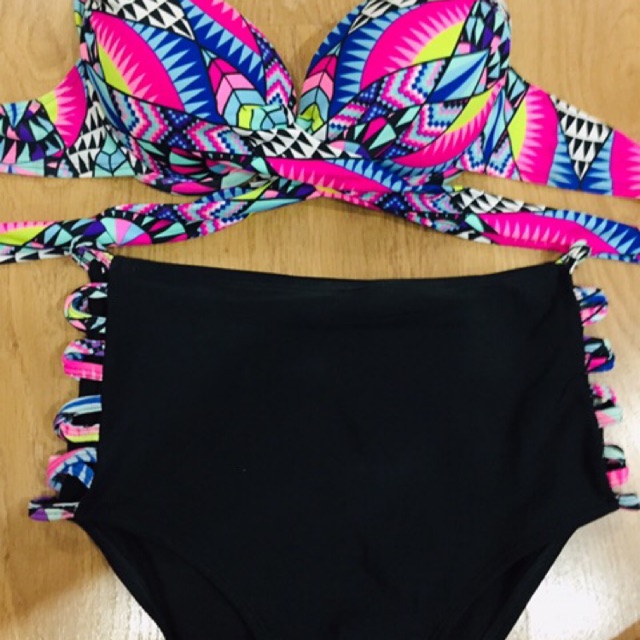 Bikini đi biển | BigBuy360 - bigbuy360.vn