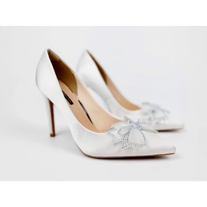Giày cao gót nữ 9cm satin mũi nhọn cao cấp đính nơ đá sang trọng đi tiệc HT Shoes mã SK025