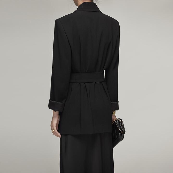 Áo vest nữ dáng suông màu đen kèm đai IFY Design FS95A