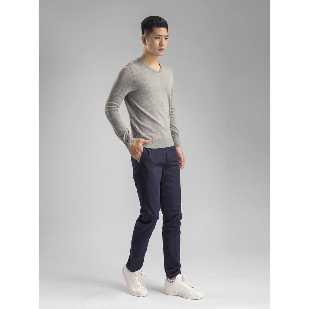 Áo len Aristino AWO016W8 dáng Slim fit cổ tim màu xám 237