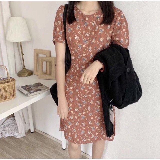 Váy hoạ tiết hoa nhí cổ tròn ngắn tay vintage 🌻 VKE7011 Hàng Quảng Châu