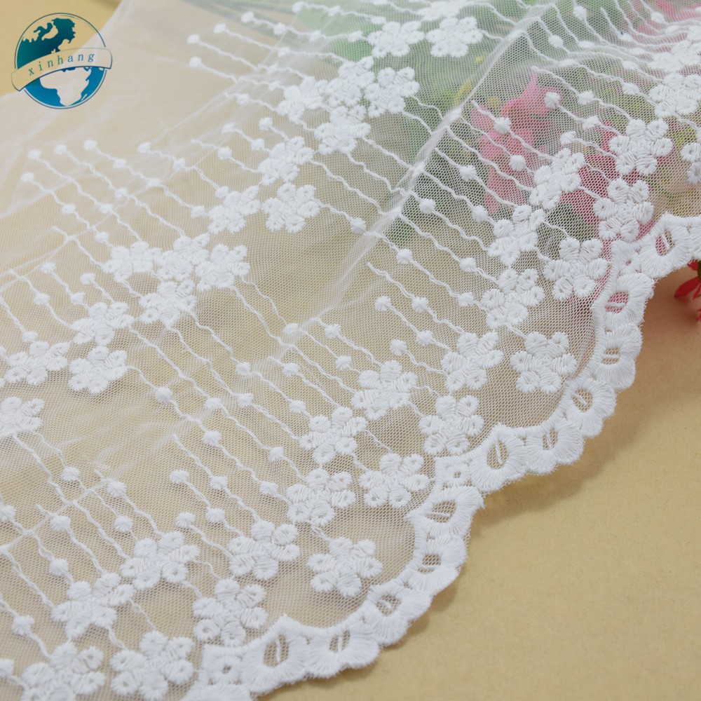 Vải Ren Thêu Viền cotton Rộng 30cm Dùng May Đầm mini 3694