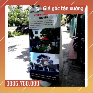 Standee đế nước chống gió 2 mặt poster