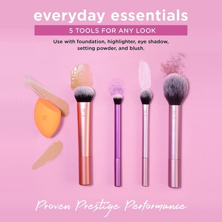 [THANH LÝ DỌN KHO] Bộ 4 cọ kèm 2 mút REAL TECHNIQUES Everyday Essentials Plus with Bonus Miracle Complexion Sponge - YzB