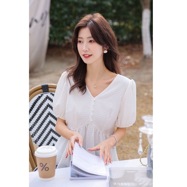 Áo Nữ Tay Ngắn Cổ Chữ V Thời Trang Quyến Rũ