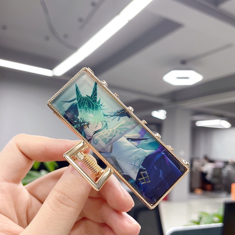 Kẹp tóc hình cá mập bằng kim loại dùng hóa trang