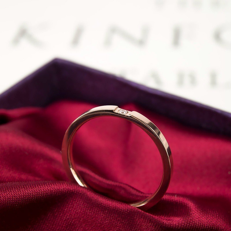 Nhẫn Thép Titan Đính Kim Cương Giả Nhiều Màu Sắc