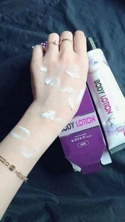 KEM DƯỠNG TRẮNG BODY LOTION