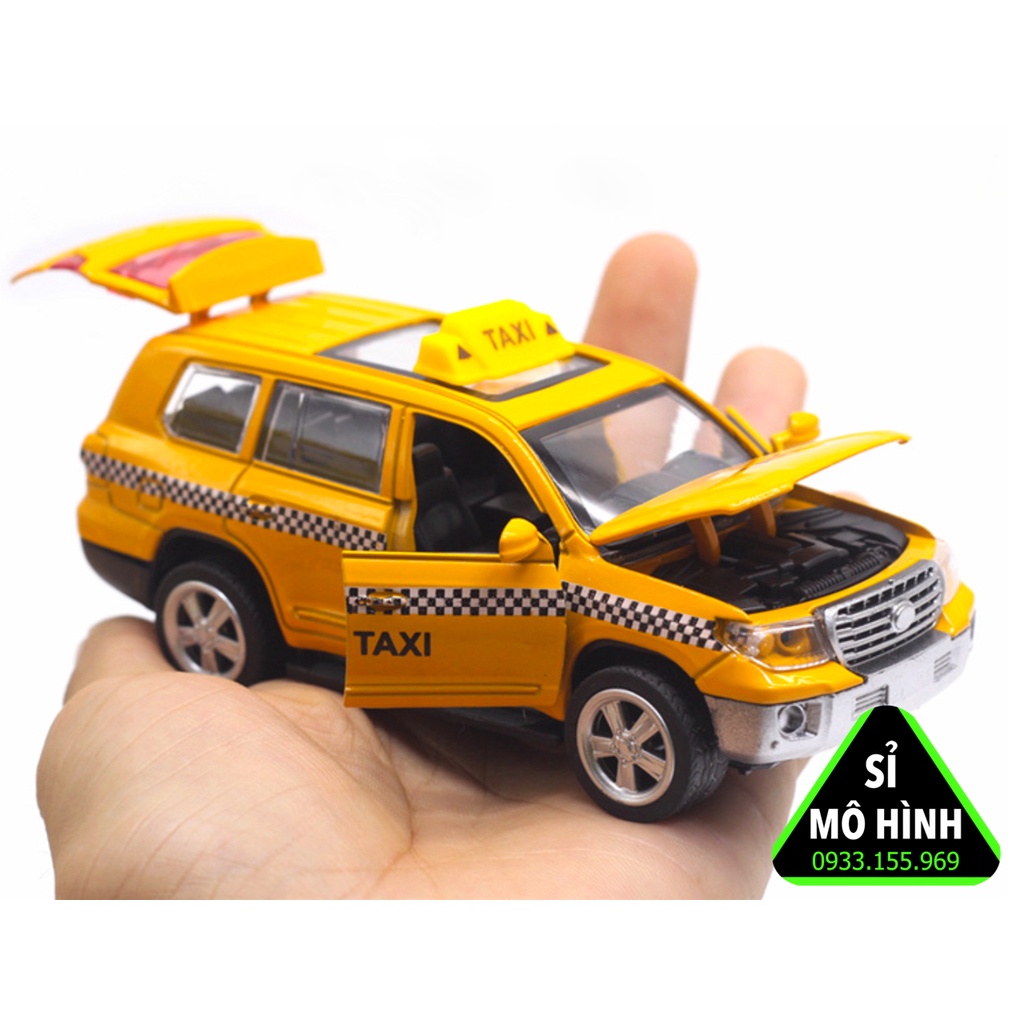 Mô hình xe Taxi Toyota bằng kim loại 1:36