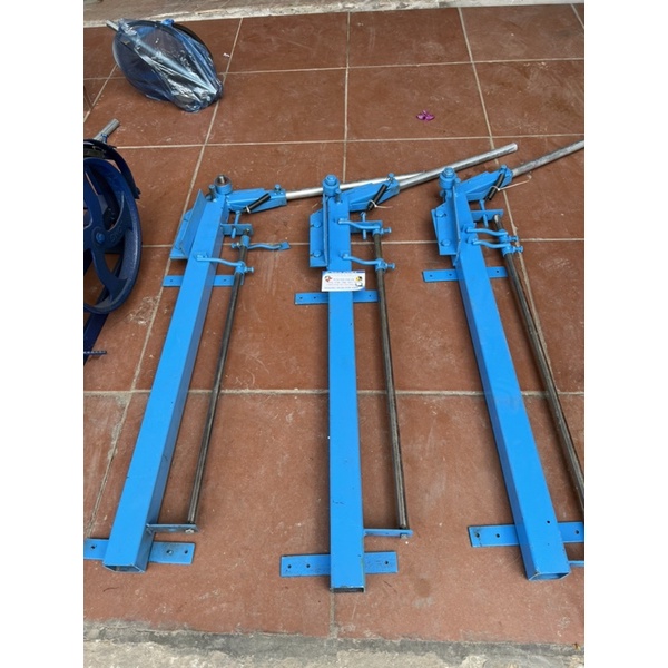 Bàn bẻ đai 6-8-10 | MÁY XÂY DỰNG TRƯỜNG DUNG