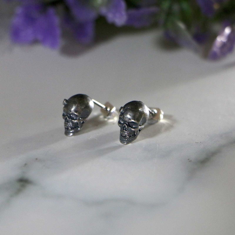 Bông Tai Hình Đầu Lâu Phong Cách Gothic Cho Nam Và Nữ