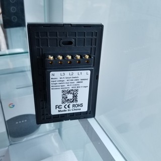 Công tắc cảm ứng Tuya Wifi 2 nút hình chữ nhật