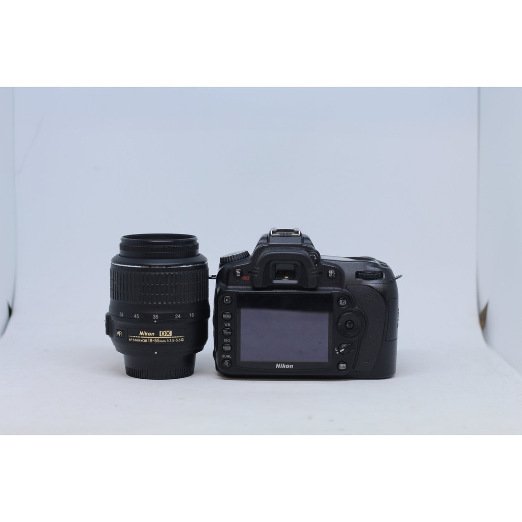 máy ảnh nikon D90 lens 18-55 VR