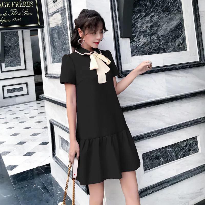 MYC 1275 Váy Bầu Đen Đuôi Cá Nơ Cổ Trắng