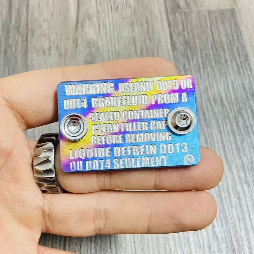 ( 7 MÀU ) Nắp dầu Titan nguyên khối CNC lắp cho các dòng xe Honda VARIO, WAVE, DREAM, SONIC, FUTURE